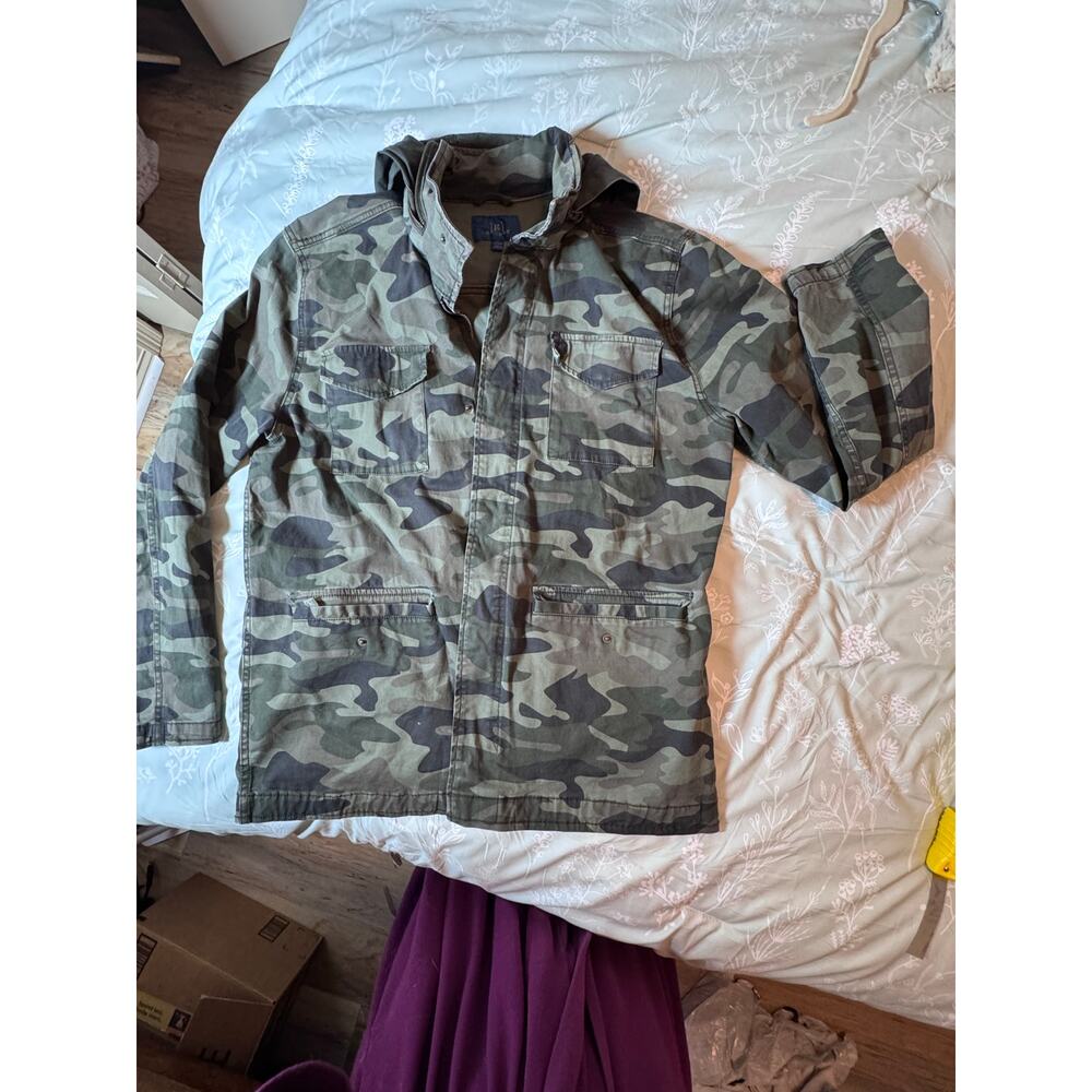 George men’s camo jacket size large